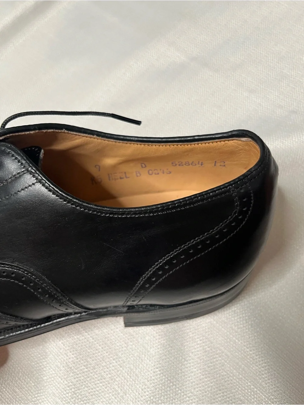 Vintage Nettleton Wingtip Leather Oxfords Fleur De Lis Medallion Brogue Rare